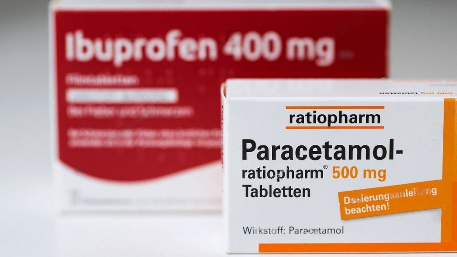 Paracetamol vs Ibuprofen: Harus Minum Obat yang Mana?